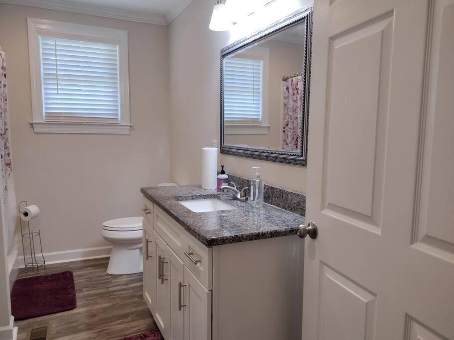 Backwoods Family Getaway! 3 Bedroom House! Yanceyville Exteriér fotografie
