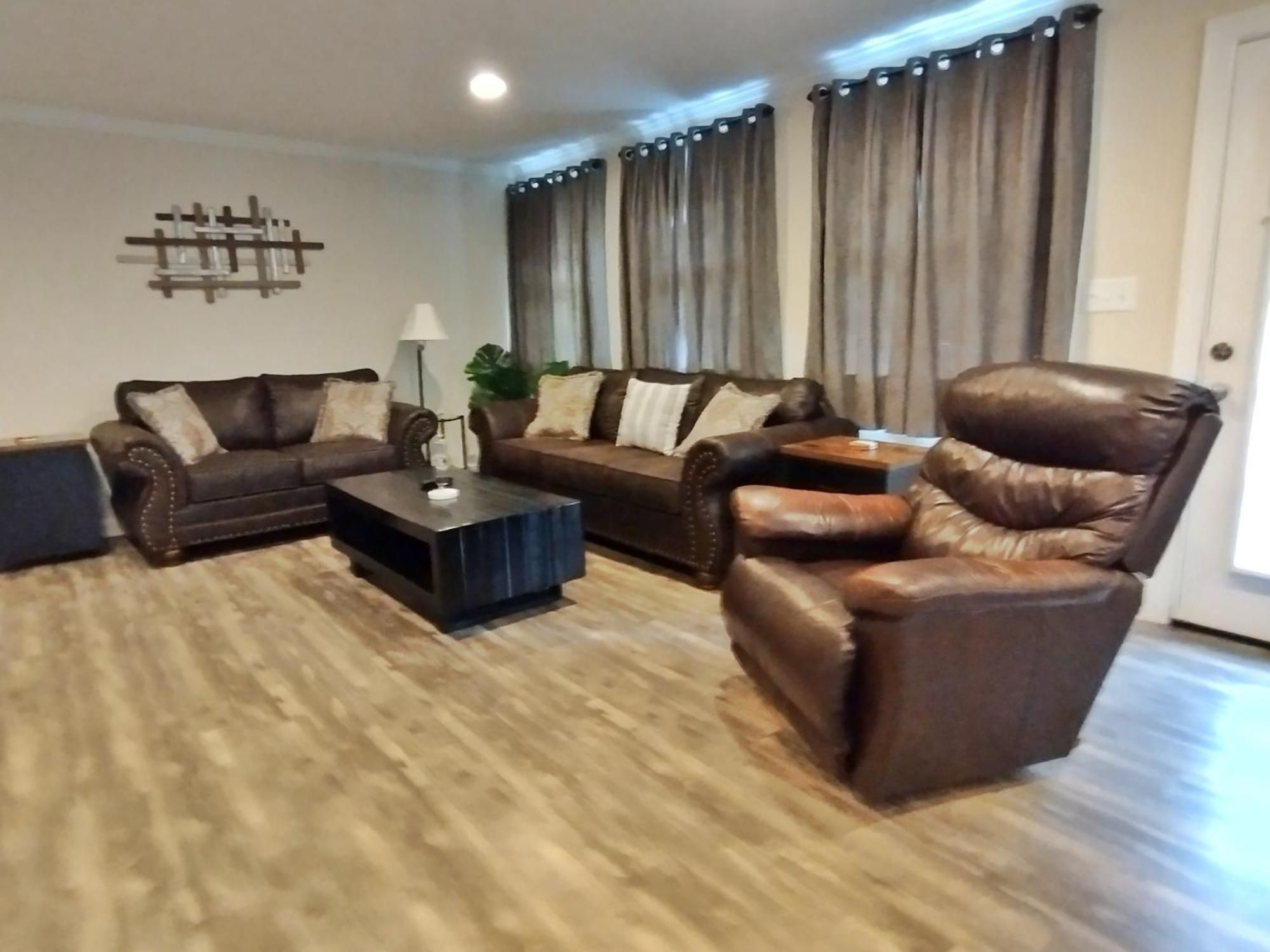 Backwoods Family Getaway! 3 Bedroom House! Yanceyville Exteriér fotografie